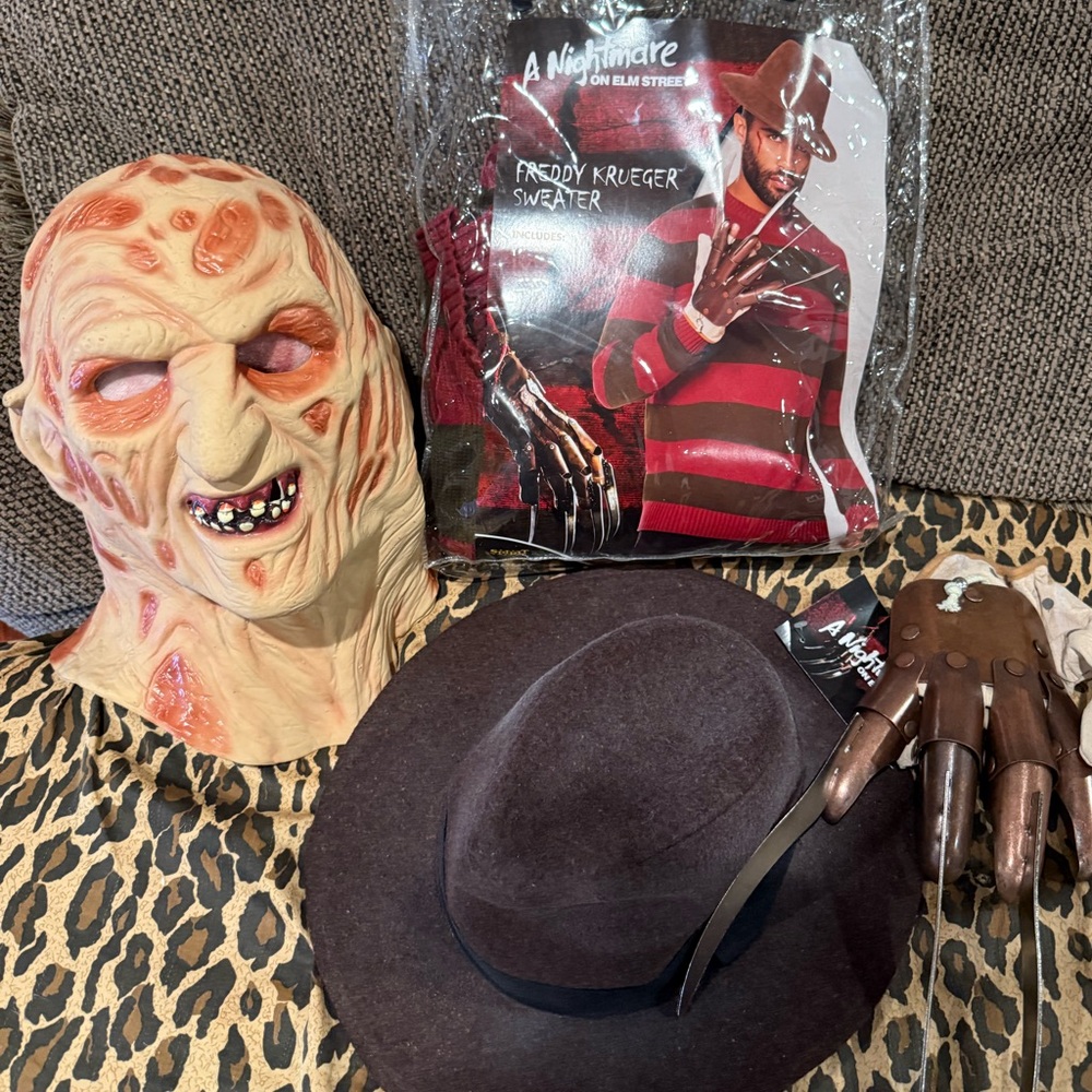 Men's complete Freddy Krueger